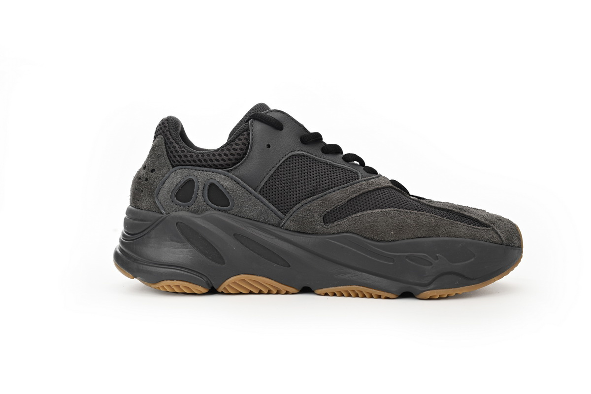 adidas Yeezy Boost 700 Utility Black - Image 2
