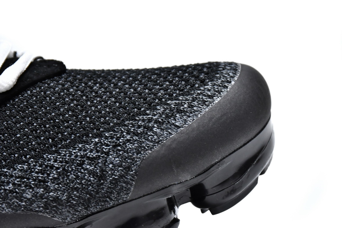 Nike Air VaporMax Black White - Image 7