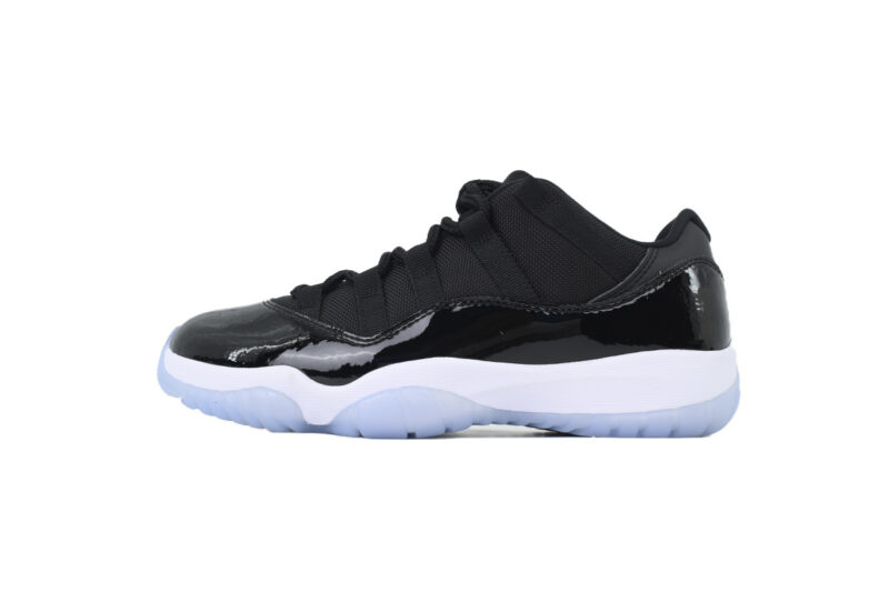 Air Jordan 11 Retro Low White Midnight Navy