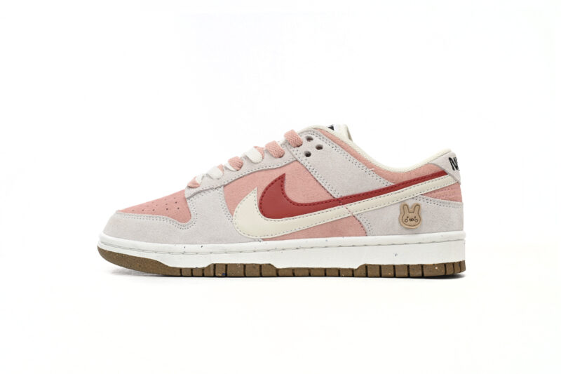 Nike SB Dunk Low ’Year of the Rabbit’