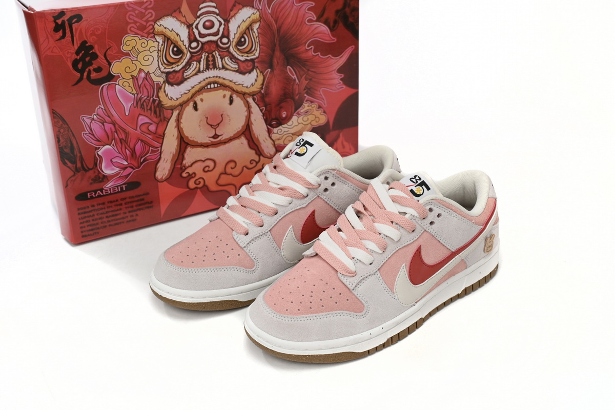Nike SB Dunk Low ’Year of the Rabbit’ - Image 4