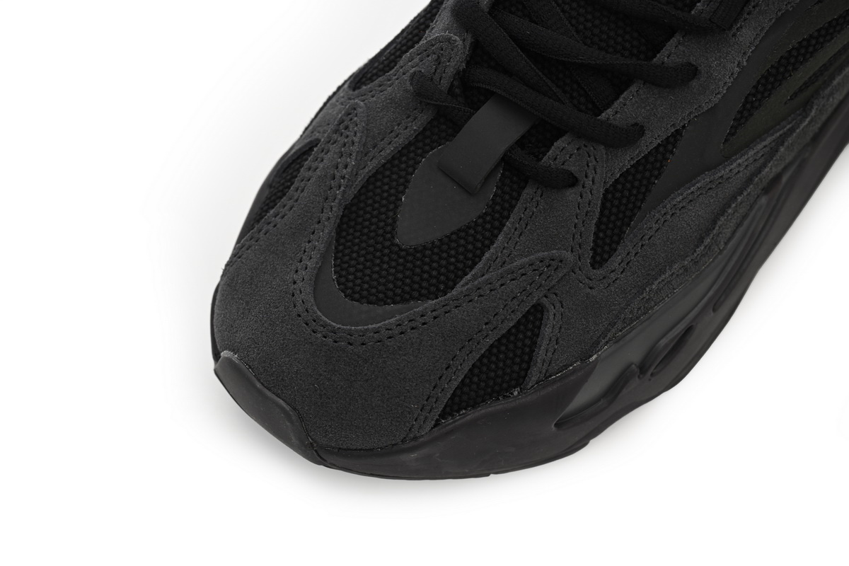 adidas Yeezy Boost 700 V2 Vanta - Image 4